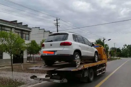 厦门到深圳黄牌清障车|拖车服务热线_拖车限重多少_汽车搭电服务